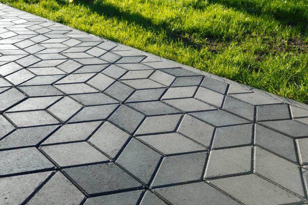 Best Local Driveway Pavers  in Fowler, MI